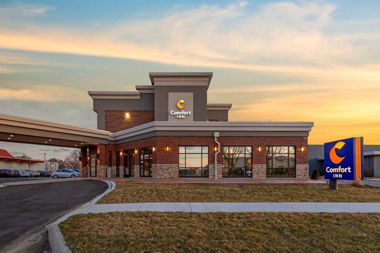 Comfort Inn Detroit - Troy Clawson Exterior foto