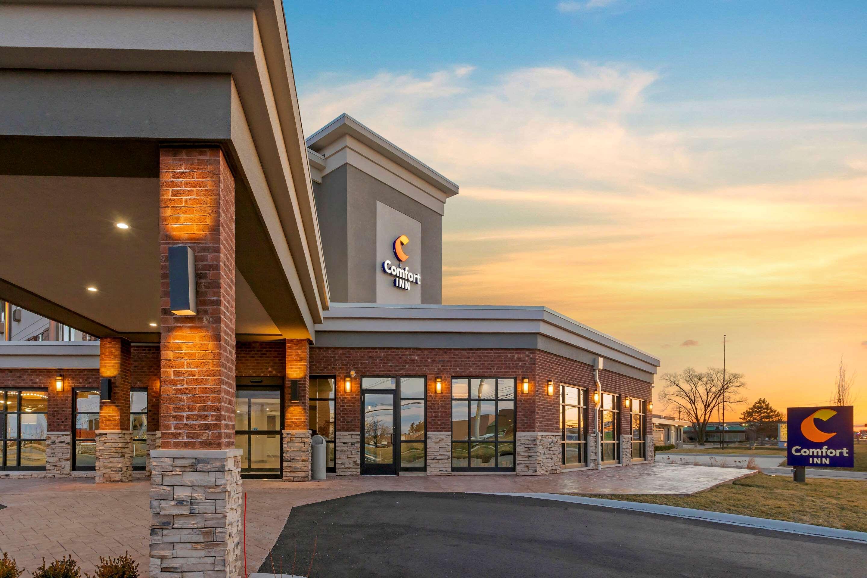Comfort Inn Detroit - Troy Clawson Exterior foto