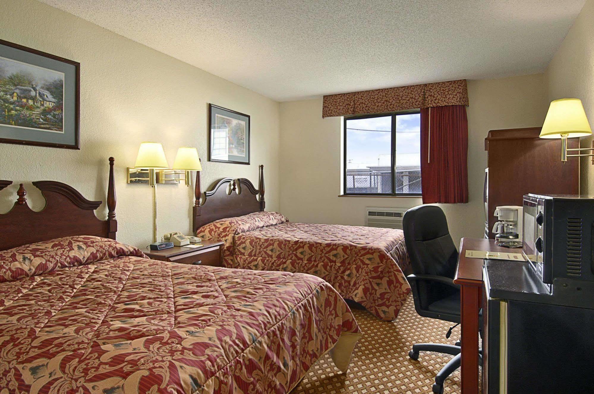Comfort Inn Detroit - Troy Clawson Exterior foto